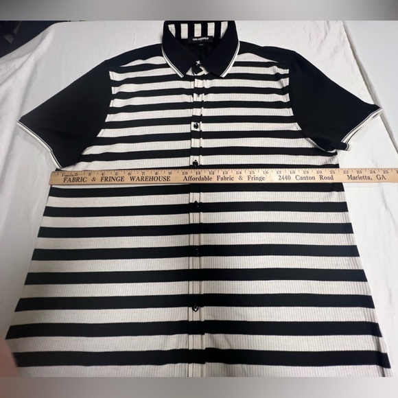 KARL LAGERFELD PARIS MEN’S STRIPE POLO SHIRT. SIZE LARGE (SEEMS TO BE SMALL). - Picture 7 of 15